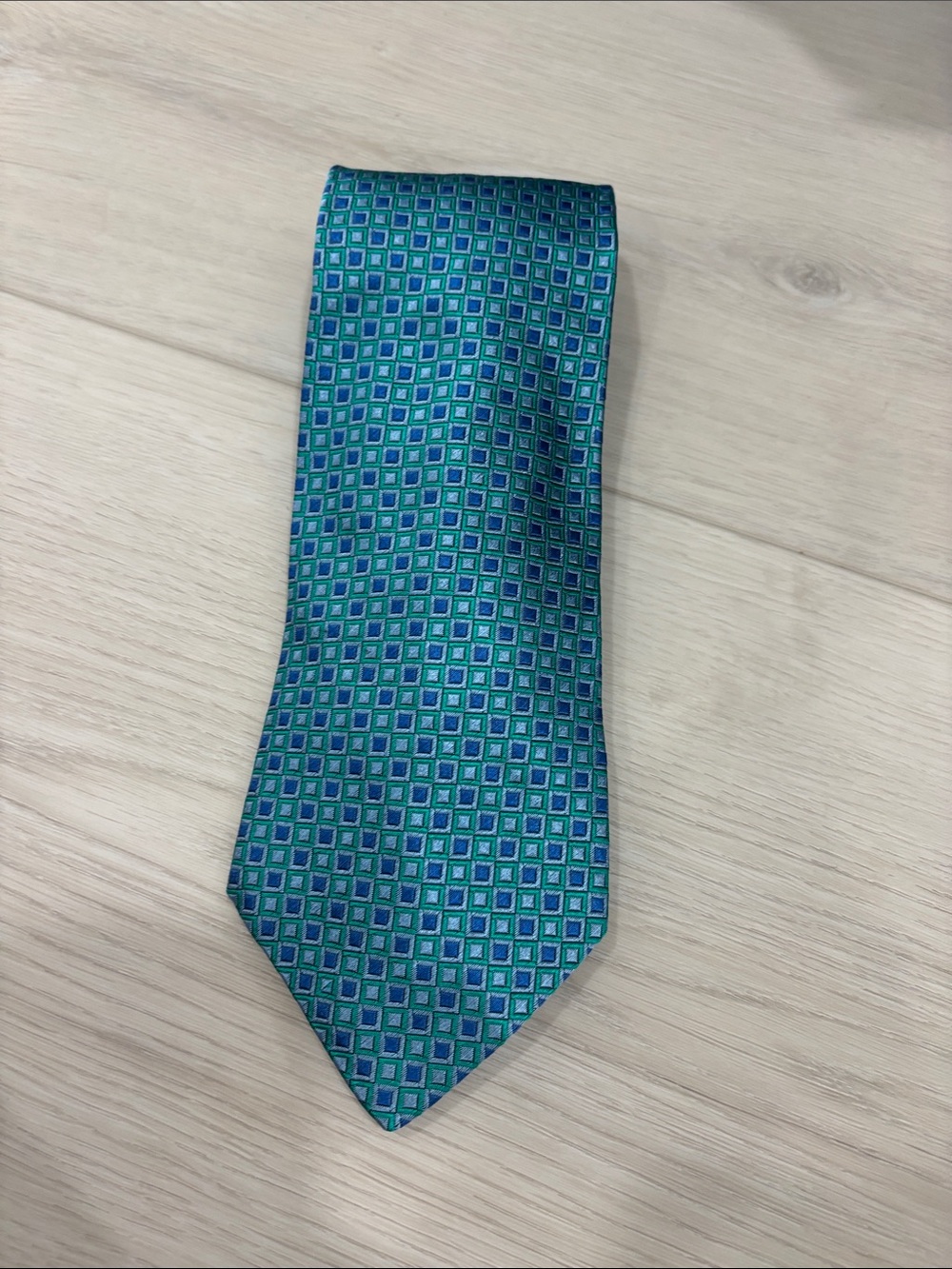 Charvet Classic Geometric Teal and Blue Men's Tie